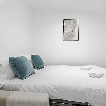 Petit Pratique Proche Sacre-coeur Apartment *