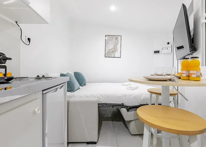 Appartement Petit Pratique Proche Sacré-cœur Paris