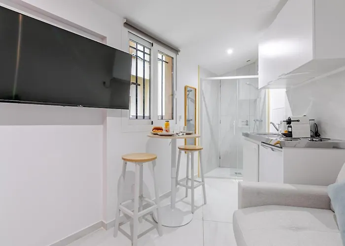 Appartement Petit Pratique Proche Sacré-cœur Paris