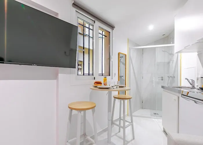 Petit Pratique Proche Sacre-coeur Apartamento Paris